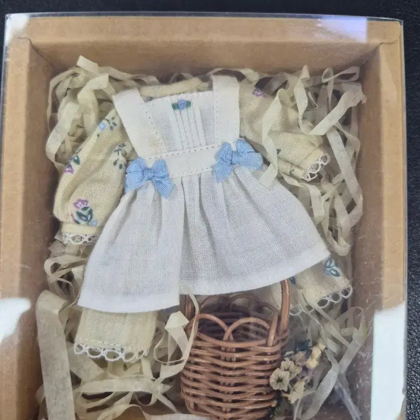 [BUNJANG] Obitsu 11 Floral Butter Doll Clothes / 오비츠11 옷