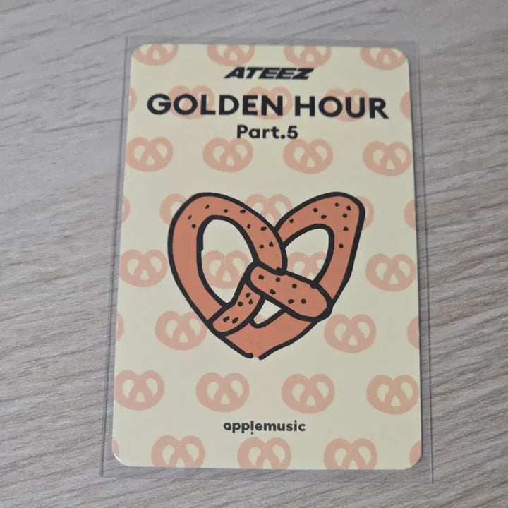 [BUNJANG] ATEEZ Golden Hour: Part. 5 Apple Music Cafe Event POB Photocard (Mingi) / 민기)에이티즈 골든아워5 애플뮤직 카페이벤트 특전
