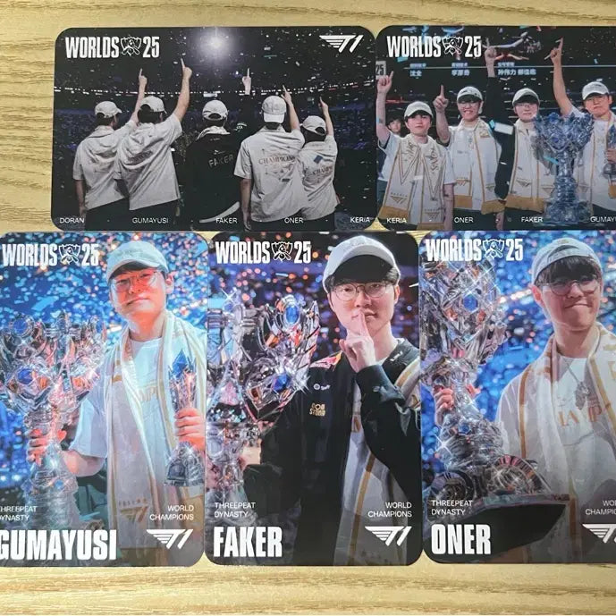 [BUNJANG] T1 Worlds 2025 Photocard Full Set + T1 Soop Booth Photocard / MSI  T1 티원 월즈 우승 포토카드 풀세트+ T1 soop부스 포카