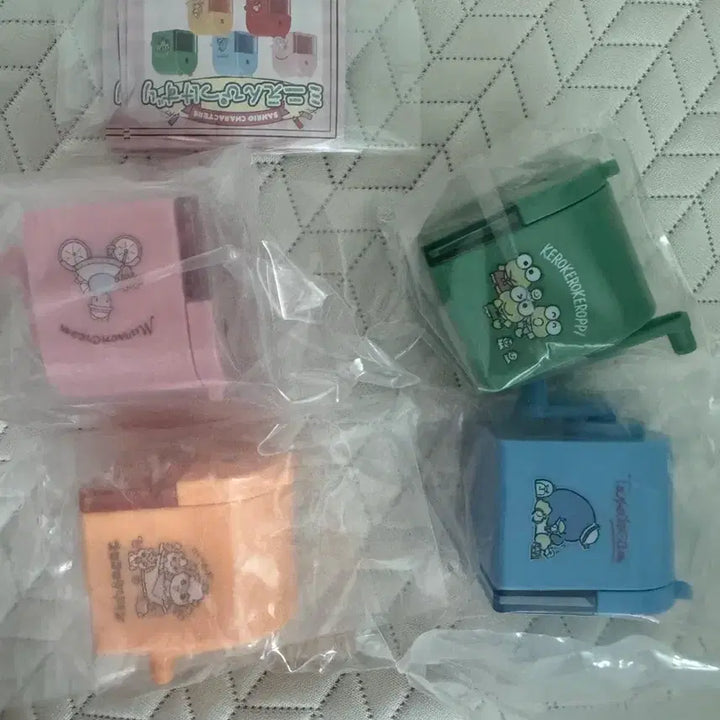 [BUNJANG] Sanrio Mini Pencil Sharpener Gacha Set (Excluding Hello Kitty) / 산리오 미니 연필깎이 가챠 4종일괄 (키티제외)