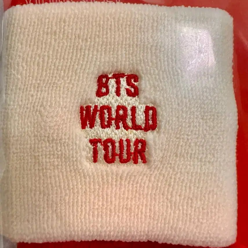 [BUNJANG] BTS Love Yourself World Tour MD Wristband / BTS 럽셀투어 md 아대
