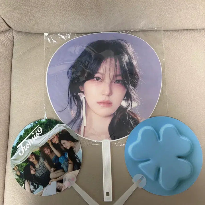 [BUNJANG] fromis_9 Baek Ji-heon Bundle Set Fans / 프로미스나인 부채 세트 백지헌 일괄