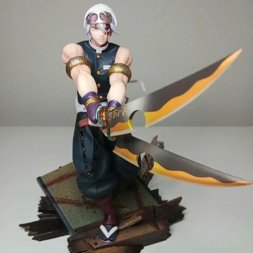 [BUNJANG] Demon Slayer Tengen Uzui GEM Scale Figure / 귀멸의 칼날 GEM 우즈이 텐겐 피규어