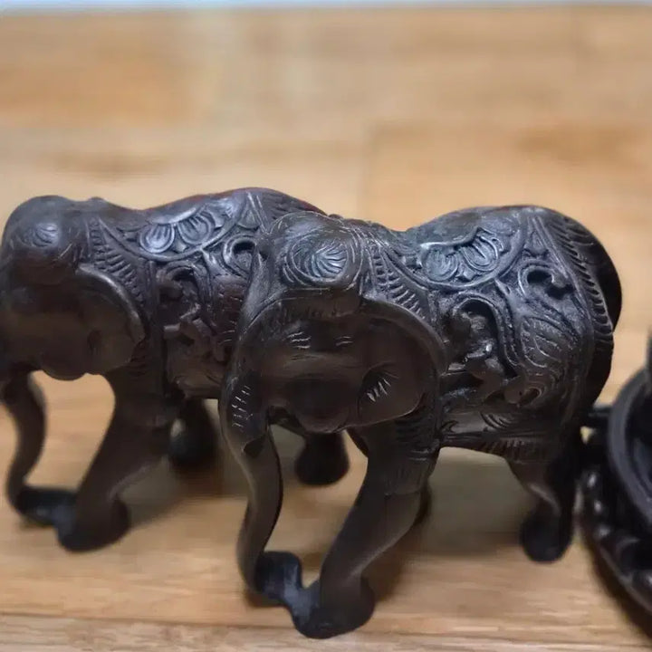 [BUNJANG] Elephant Sculpture Bundle (Marble, Wood?) / 코끼리조각상 일괄(마블,나무?)