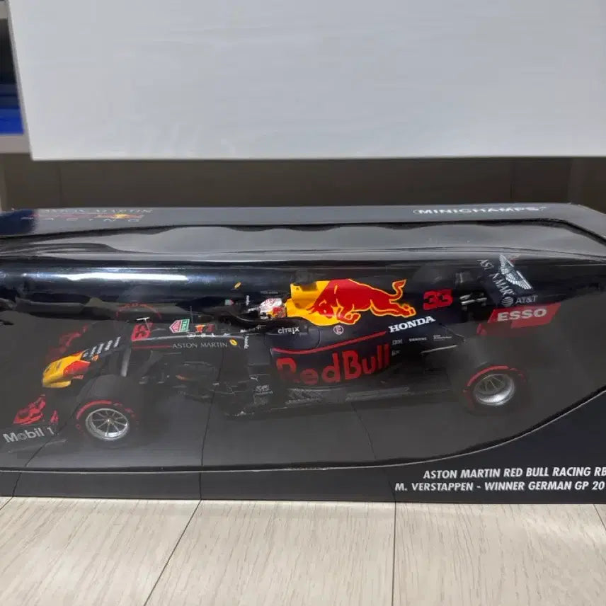 [BUNJANG] Minichamps 1:18 Max Verstappen 2019 German Grand Prix Winner Limited Edition (502 Units) / 미니챔프 1:18 2019 막스 베르스타펜 독일 그랑프리 우승 한정판 502대