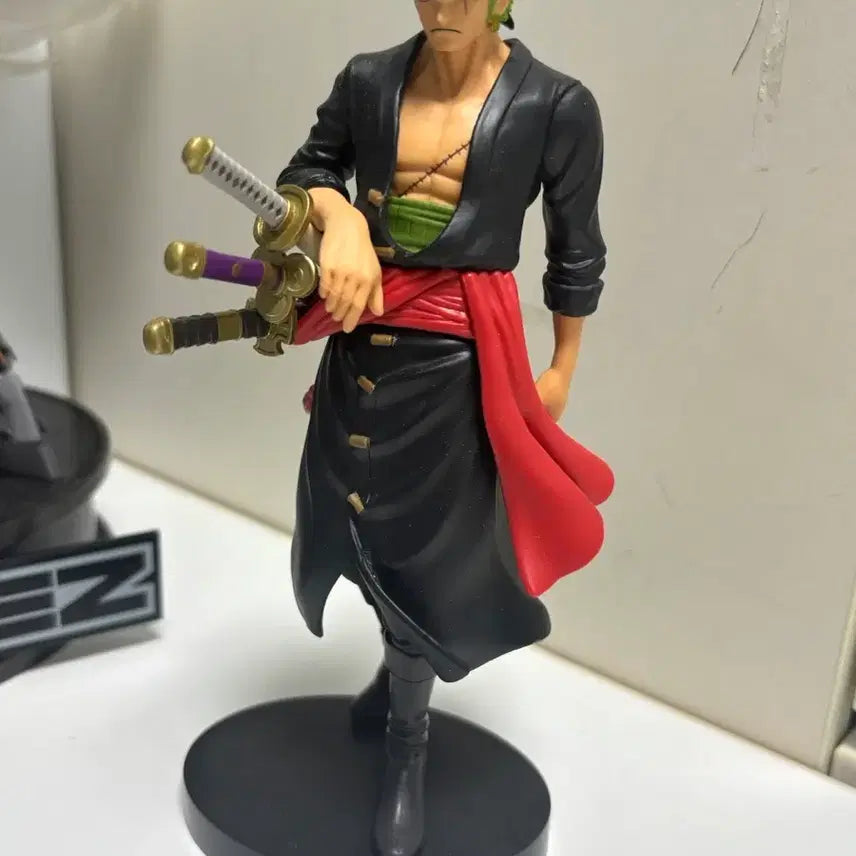 [BUNJANG] One Piece Roronoa Zoro The Voyage Figure / 원피스 롤로노아 조로 더 출항 피규어