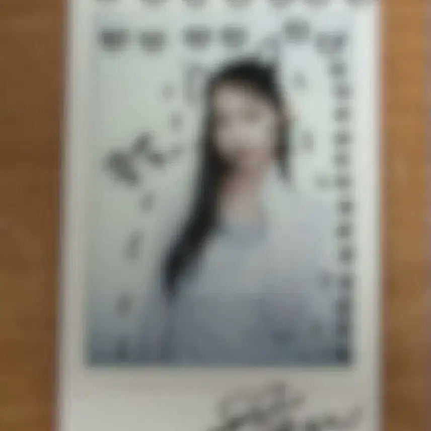 [BUNJANG] tripleS Soomin Doodled Signed Instant Photo / 트리플에스 수민 낙서 싸인폴라