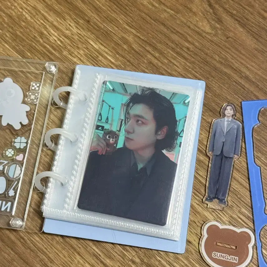 [BUNJANG] Day6 Sungjin Solo Concert Goods Photo Binder Set / 데이식스 성진 솔콘 굿즈 포토 바인더