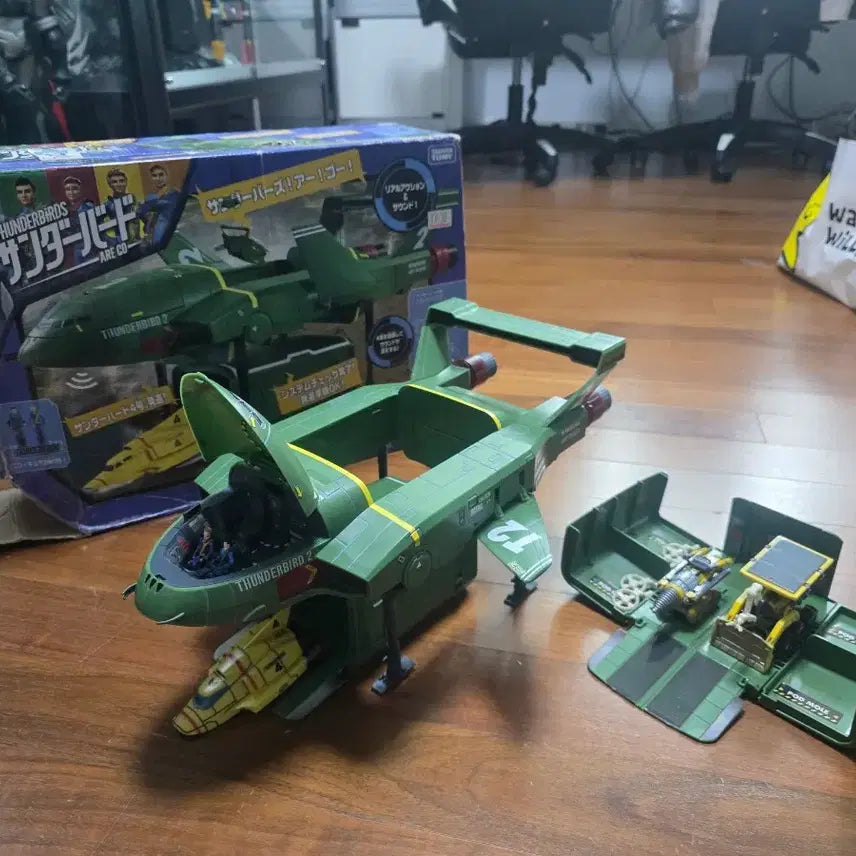 [BUNJANG] Takara Tomy Thunderbird 2 &amp; 4 DX Set with Additional Components / 타카라토미 썬더버드2호4호DX+추가구성 일괄판매