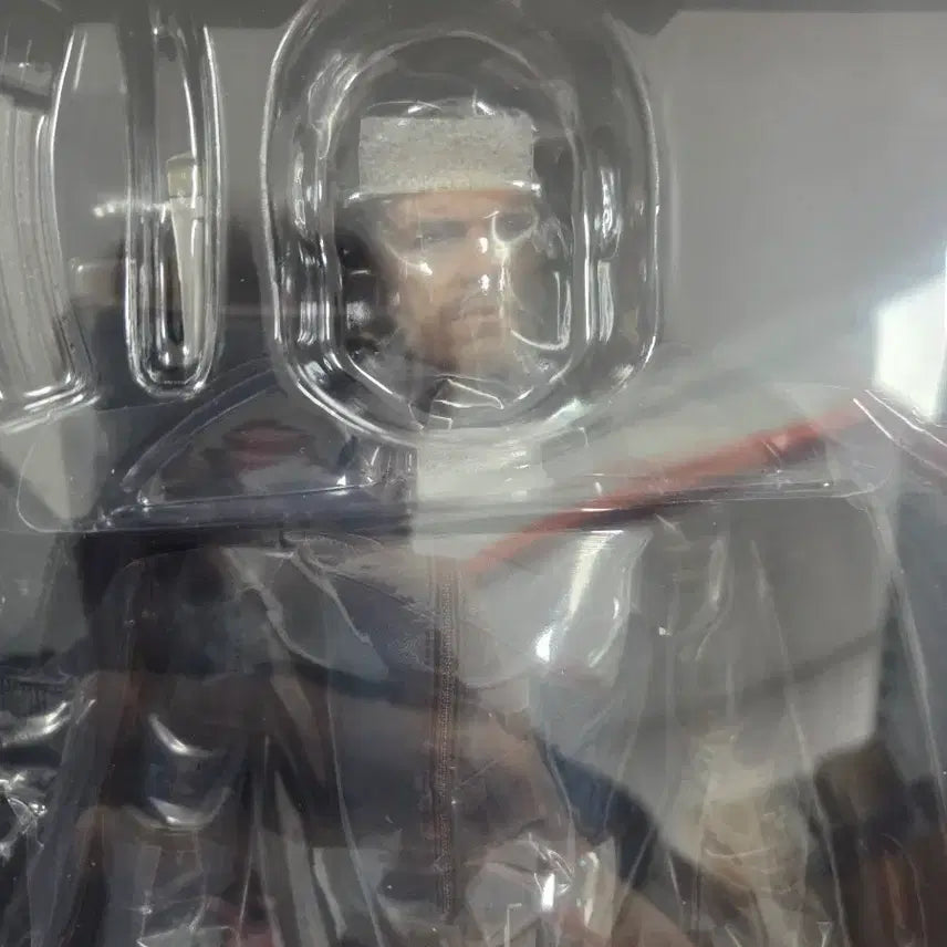 [BUNJANG] Hot Toys TMS039 The Falcon and The Winter Soldier Bucky Barnes 1/6 Scale Figure / 핫토이 - TMS039 더 팔콘 앤 더 윈터솔져 버키