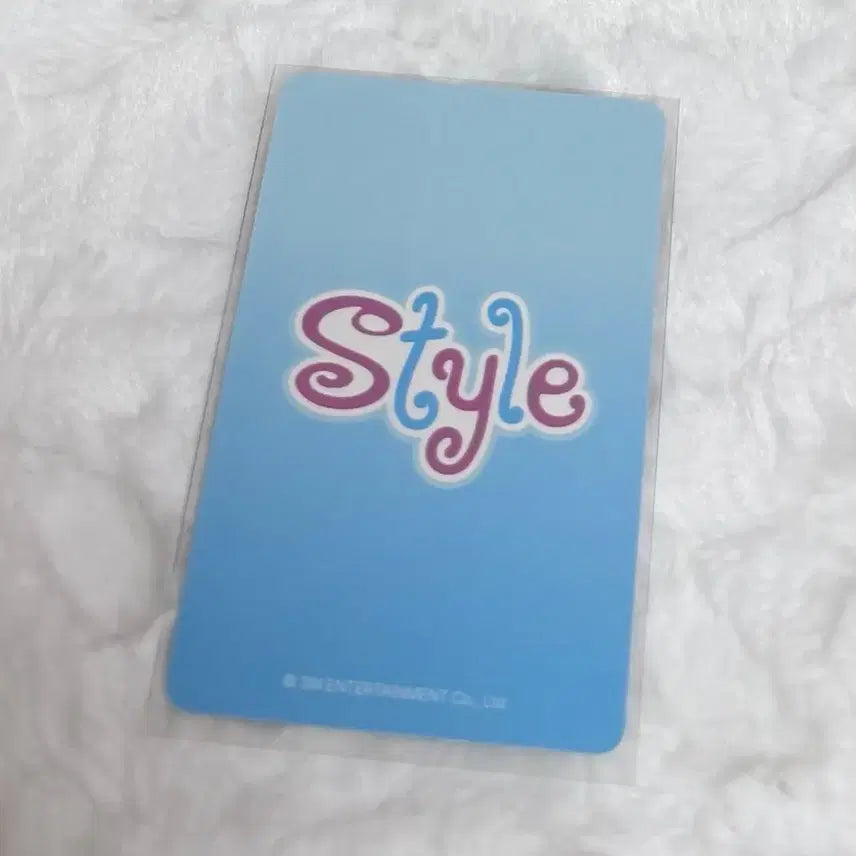 [BUNJANG] HATSU TO HATSU Jiwoo Photocard Everline / 하츠투하츠 하투하 지우 스타일 에버라인 포카 양도 판매