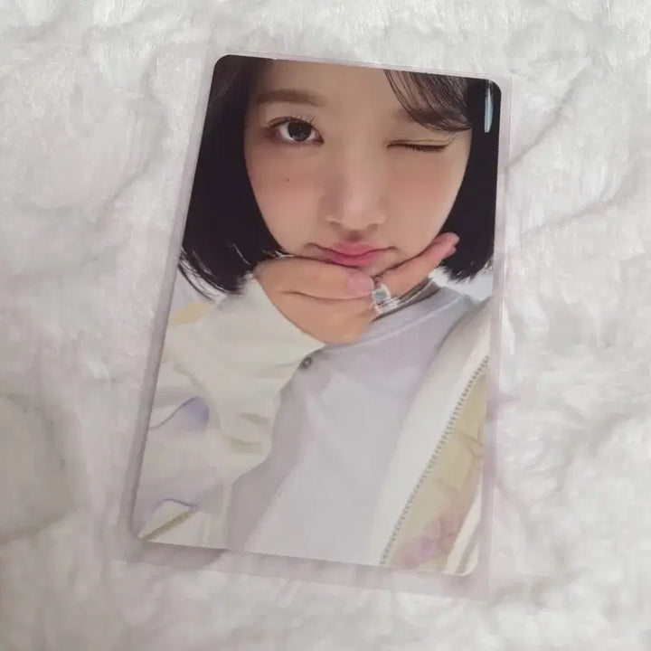 [BUNJANG] Hats to Hearts Jiwoo Style SM Store Lucky Draw Photocard / 하츠투하츠 하투하 지우 스타일 smstore 럭드 포카 양도 판매