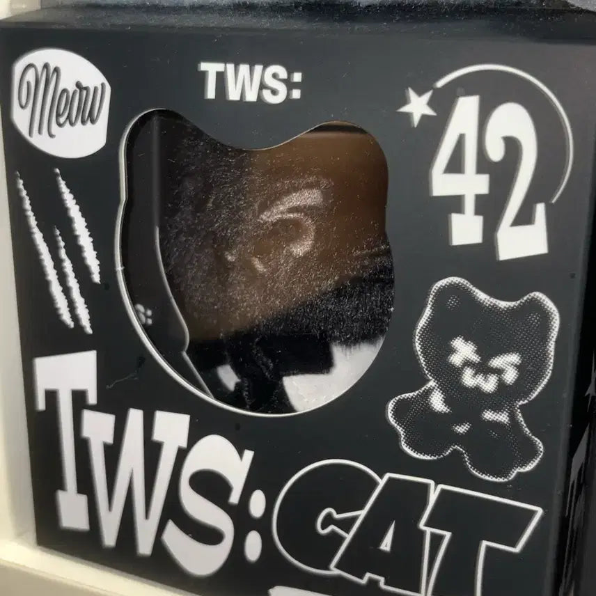 [BUNJANG] TWS Romeo Cat Album Doll / 투어스 로미오캣 앨범 인형 양도 판매