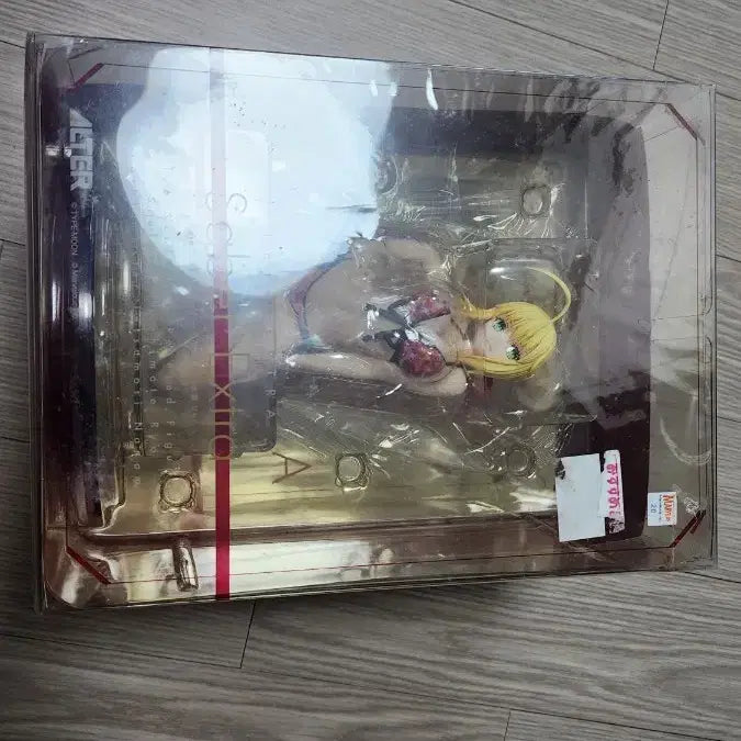 [BUNJANG] Alter Fate Saber Swimsuit Figure (Sealed, Rare) / 알터 엑스트라 페이트 수영복 피규어  미개봉(희귀 매물)