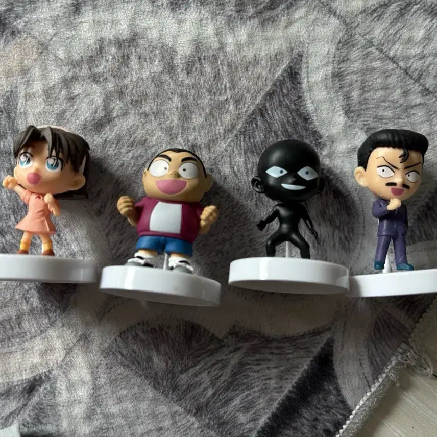 [BUNJANG] Detective Conan Gacha Figures (Set of 4) / 명탐정코난 가챠 개봉 양품 일괄 팝니다