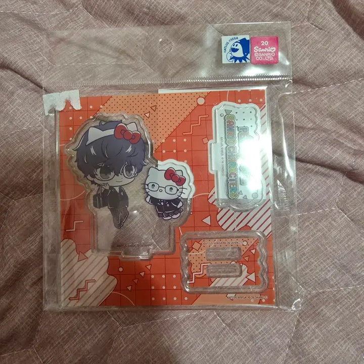 [BUNJANG] Persona 5 P5 Protagonist Sanrio Hello Kitty Acrylic Stand Amamiya Ren / 페르소나 P5 주인공 30주년 산리오 헬로키티 아크릴 스탠드 아마미야 렌