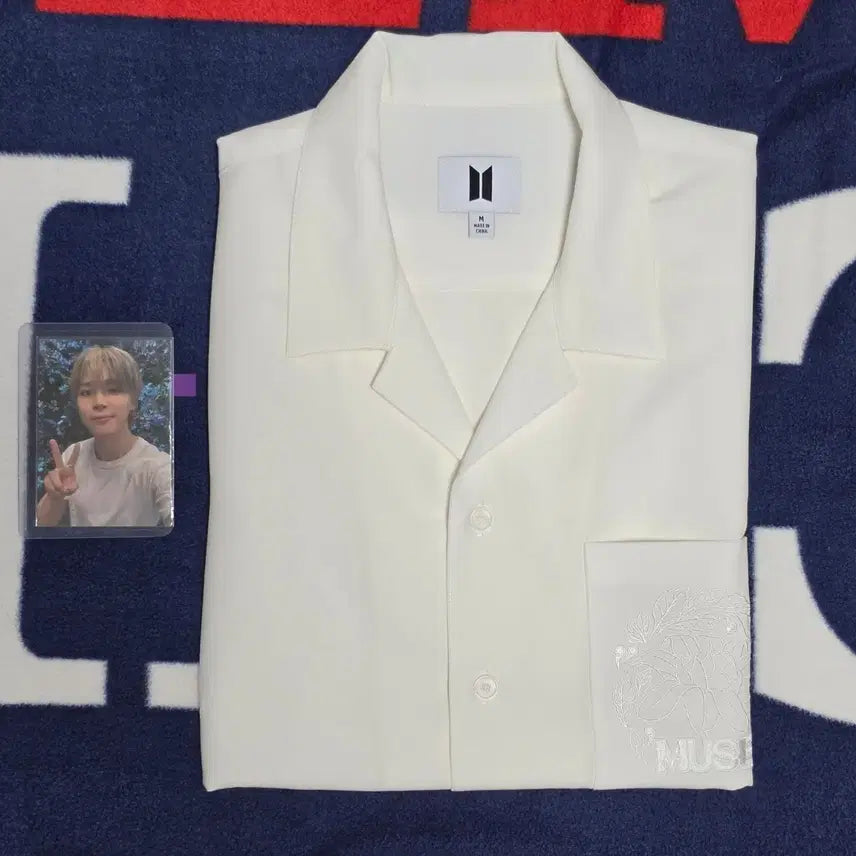 [BUNJANG] BTS Jimin Muse Popup Shirt M + Photocard Set / BTS 지민 뮤즈 Muse 팝업 셔츠 M 사이즈 + 포토카드 세트