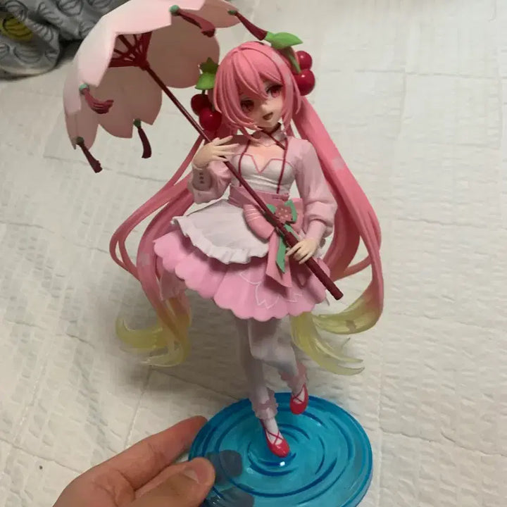 [BUNJANG] Hatsune Miku Sakura Version Figure (Box Included) / 하츠네미쿠 사쿠라버전(박스O)