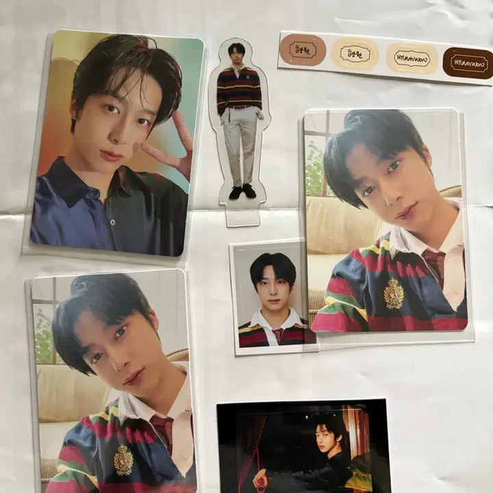 [BUNJANG] MONSTA X Hyungwon Photocard / 몬스타엑스 채형원포카