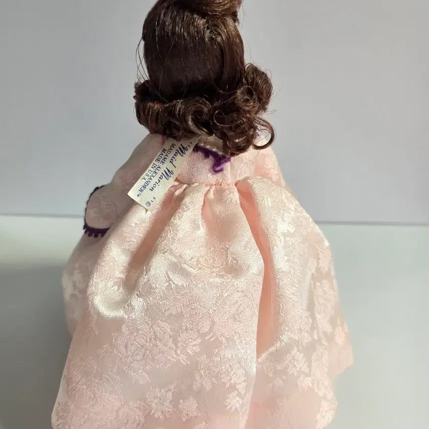 [BUNJANG] Madame Alexander Vintage Doll 8-inch Maid Marion / 마담알렉산더 빈티지 인형 8인치 maid marion