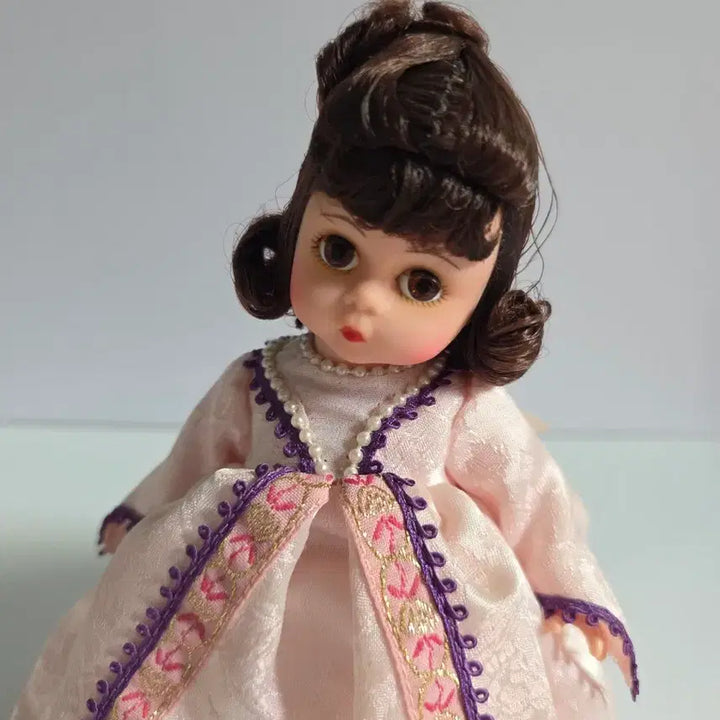 [BUNJANG] Madame Alexander Vintage Doll 8-inch Maid Marion / 마담알렉산더 빈티지 인형 8인치 maid marion