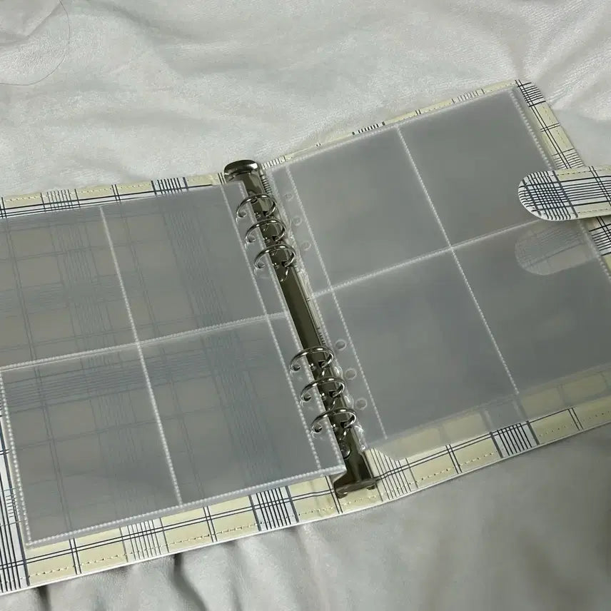 [BUNJANG] Cute Check Photocard Binder / 귀여운체크포카바인더