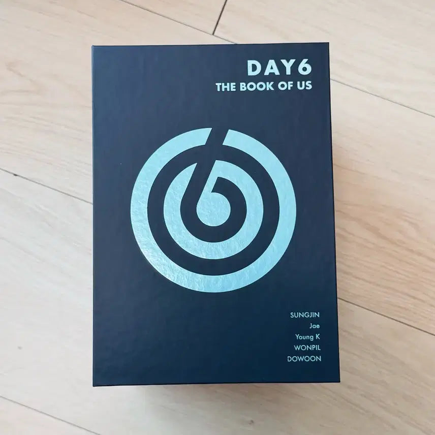 [BUNJANG] DAY6 The Book of Us Album Box Package / DAY6 THE BOOK OF US 앨범 앨범 박스 패키지