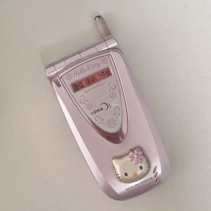 [BUNJANG] Sanrio Sanyo Classic Kitty Mock-up Phone Y2K Himegyaru / (급처 할인!!) 고전 키티 산요 일본 모형폰 y2k 코갸루폰 목업폰 산리오 히메갸루