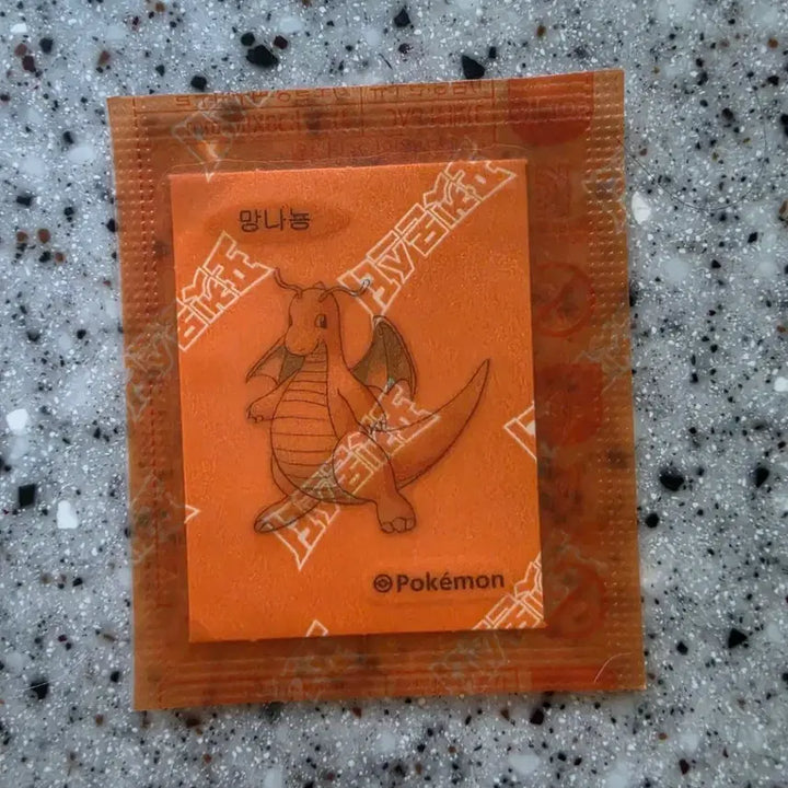 [BUNJANG] Dragonite Pokémon TCG Sticker Sealed / 포켓몬 망나뇽 띠부씰 미개봉