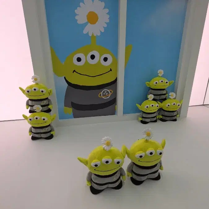 [BUNJANG] Peaceminusone x Toy Story Alien Doll / 바로배송)지디 피마원 피스마이너스원 x 토이 스토리 인형 알린