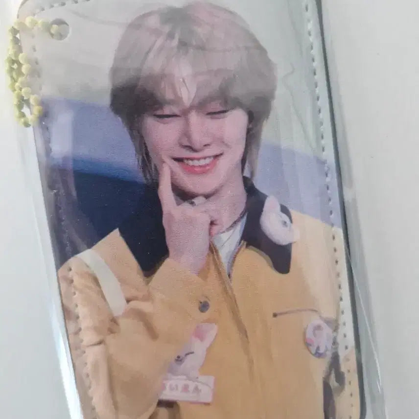 [BUNJANG] Stray Kids I.N Jeongin Card Holder Keychain / 스트레이키즈 스키즈 아이엔 양정인 카드지갑 키링