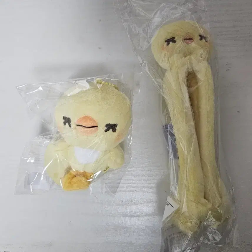[BUNJANG] EXO Concert MD Mini Doll Keychain + Lightstick Cover - Sehun / (미개봉)엑소 콘서트 엠디 미니 인형 키링 응원봉 커버 오아리 세훈
