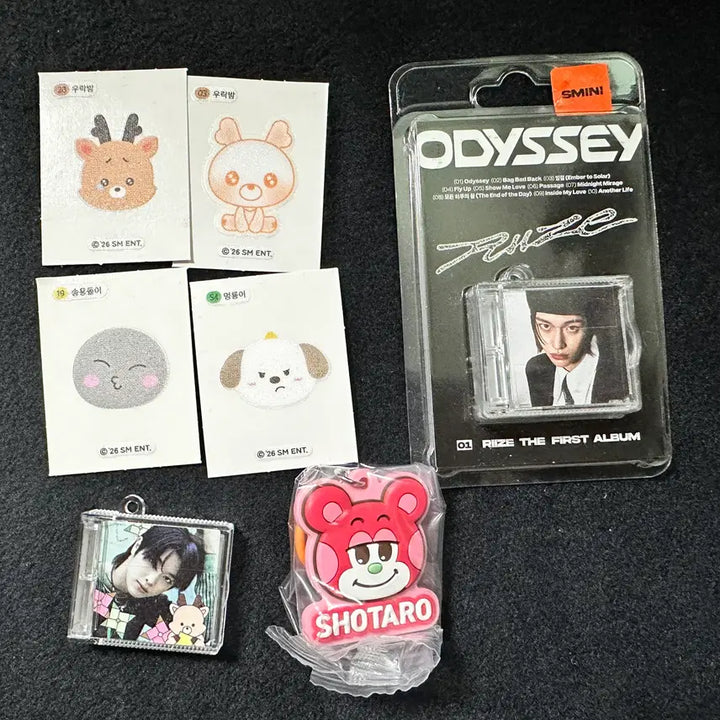 [BUNJANG] RIIZE Bundle Set - CU Sticker Set, Sminnie, Gacha Keychain / 라이즈 스미니+띠부+가챠 일괄양도