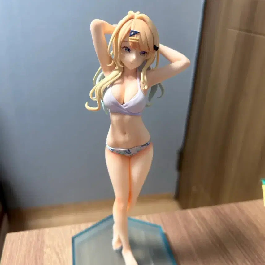 [BUNJANG] Shirakawa Luna Figure / (무료 배송) 경험많은너와경험없는 시라카와 루나 피규어 박스 O