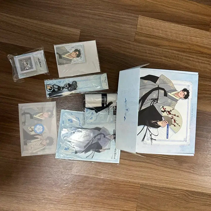 [BUNJANG] Eohwadoongdung Kkotseonbidan Go Eunhyuk Set (Includes Pre-Order Benefit) / 사전특전포함 작전명 순정 고은혁 어화둥둥 굿즈 세트