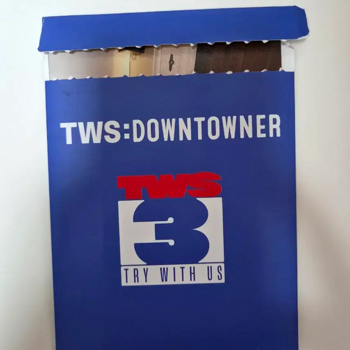 [BUNJANG] TWS Membership Kit + Downtowner Postcard Bundle Set / 투어스 멤버쉽 키트 + 다운타우너 엽서 일괄 판매