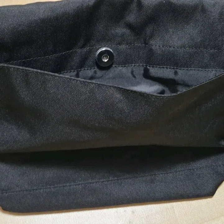 [BUNJANG] Kaito Kid Crossbody Bag / 급처 괴도키드 가방 크로스백