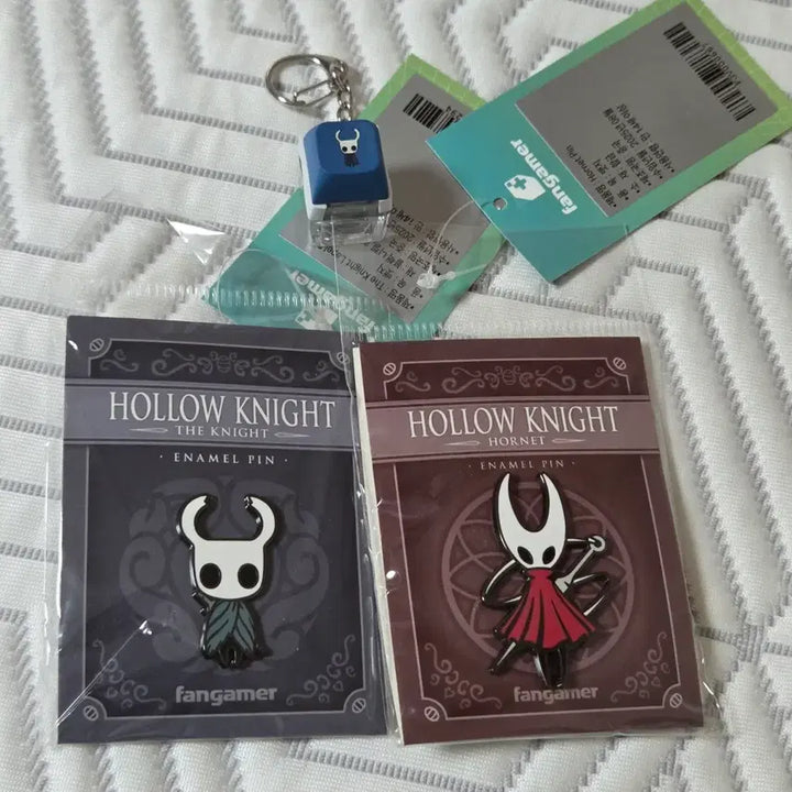 [BUNJANG] Hollow Knight Knight &amp; Hornet Badge Set / 할로우나이트 팬게이머 팝업 기사 호넷 뱃지