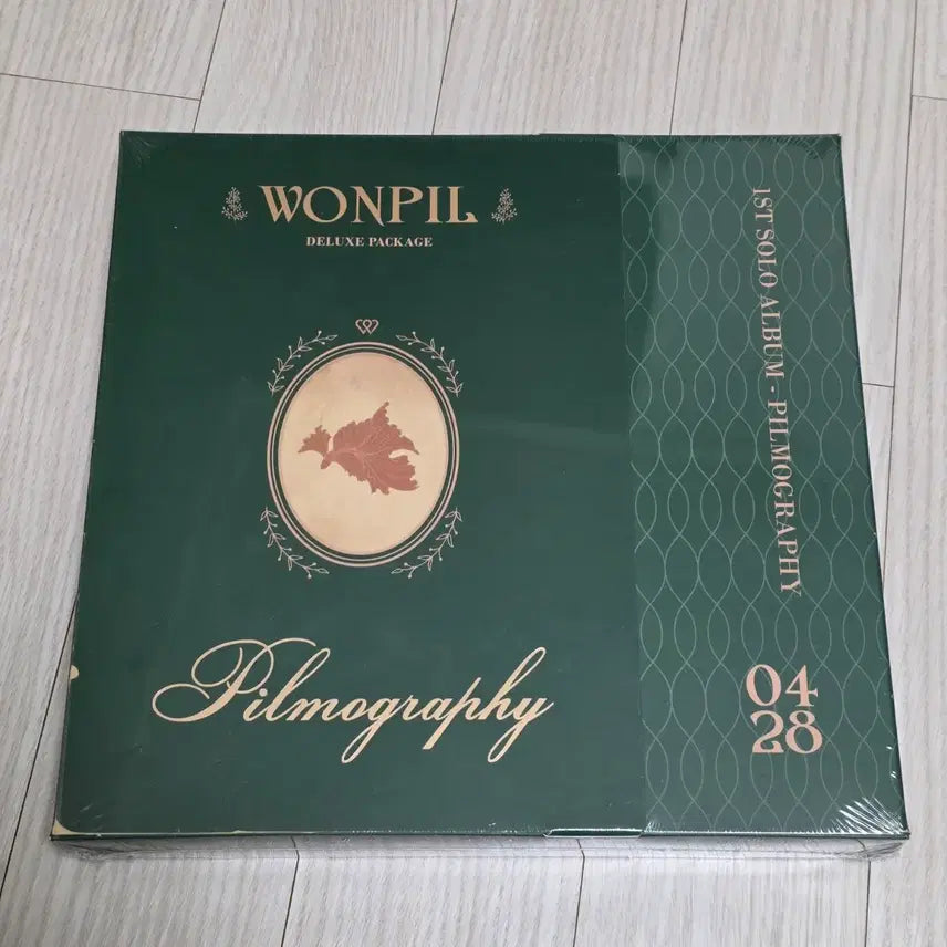 [BUNJANG] DAY6 Wonpil Filmography Deluxe Limited Edition Photobook / [판매] 데이식스 원필 필모그래피 디럭스 한정반