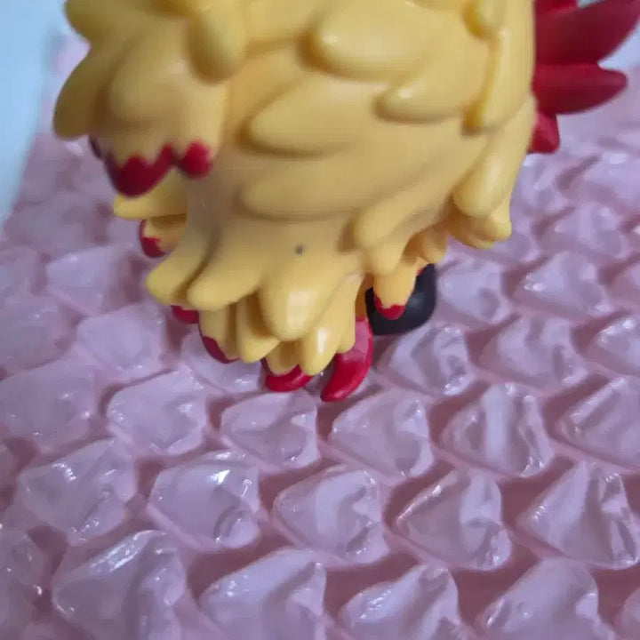 [BUNJANG] Demon Slayer Kyojuro Rengoku Shoulder Perching Gacha Figure / (양도)귀멸의 칼날 렌고쿠 어깨쿵 가챠