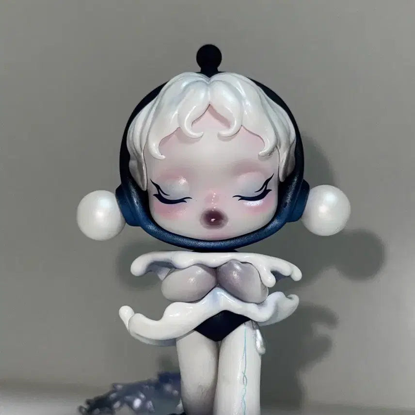 [BUNJANG] Pop Mart Skullpanda Empathy Figure / 팝마트 스컬판다 소리 감수성