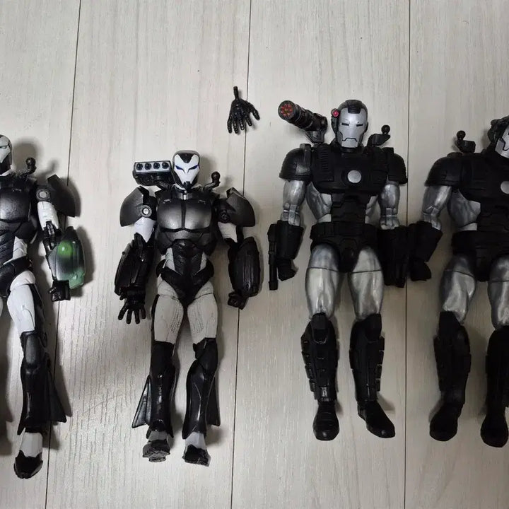 [BUNJANG] Marvel Legends Comics War Machine Retro Figure Set (4 Items) / 마블레전드 코믹스 워머신 레트로 피규어 6종 일괄
