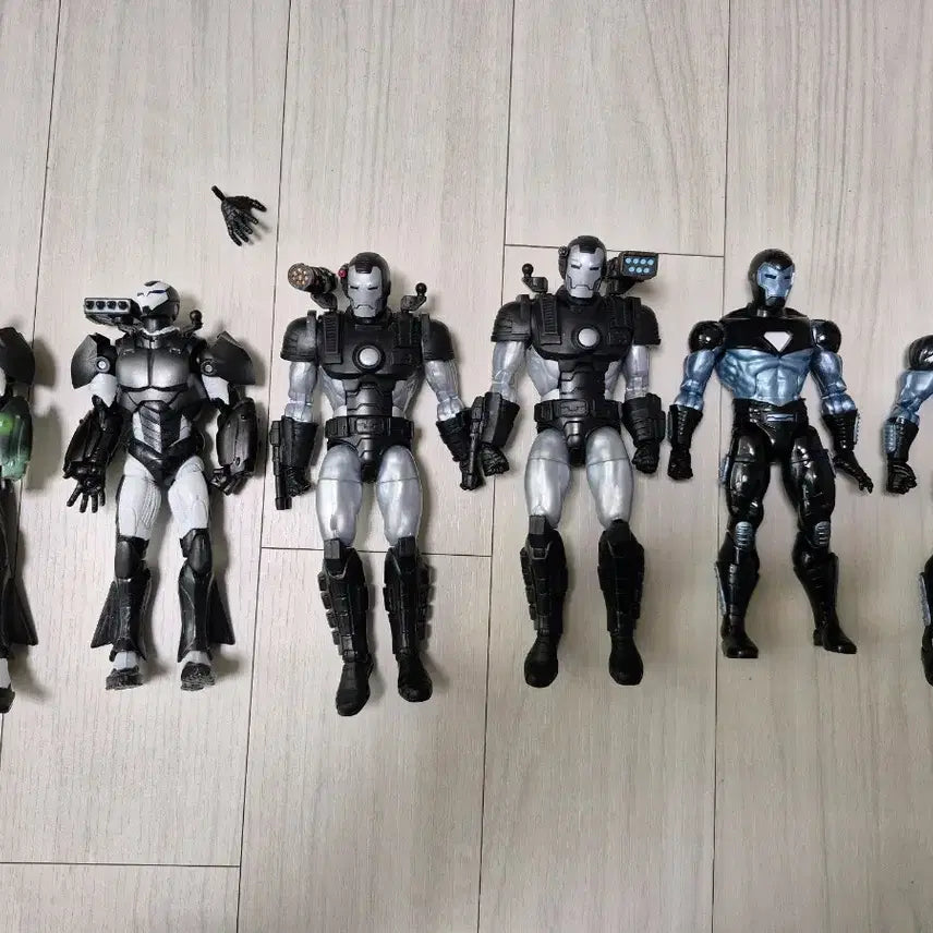 [BUNJANG] Marvel Legends Comics War Machine Retro Figure Set (4 Items) / 마블레전드 코믹스 워머신 레트로 피규어 6종 일괄