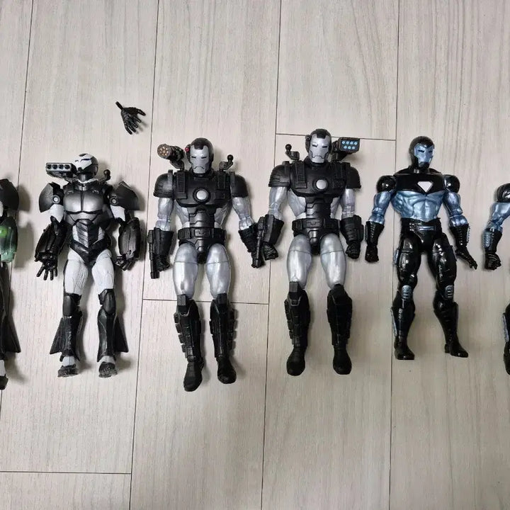 [BUNJANG] Marvel Legends Comics War Machine Retro Figure Set (4 Items) / 마블레전드 코믹스 워머신 레트로 피규어 6종 일괄