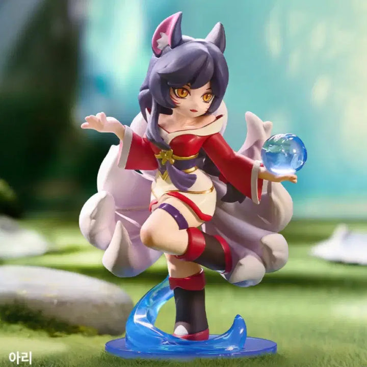 [BUNJANG] Pop Mart League of Legends Mid-Lane Secret (Ahri) Sealed New Product / [정품]팝마트 리그 오브 레전드 미드라인 시크릿(아리)미개봉 새상품