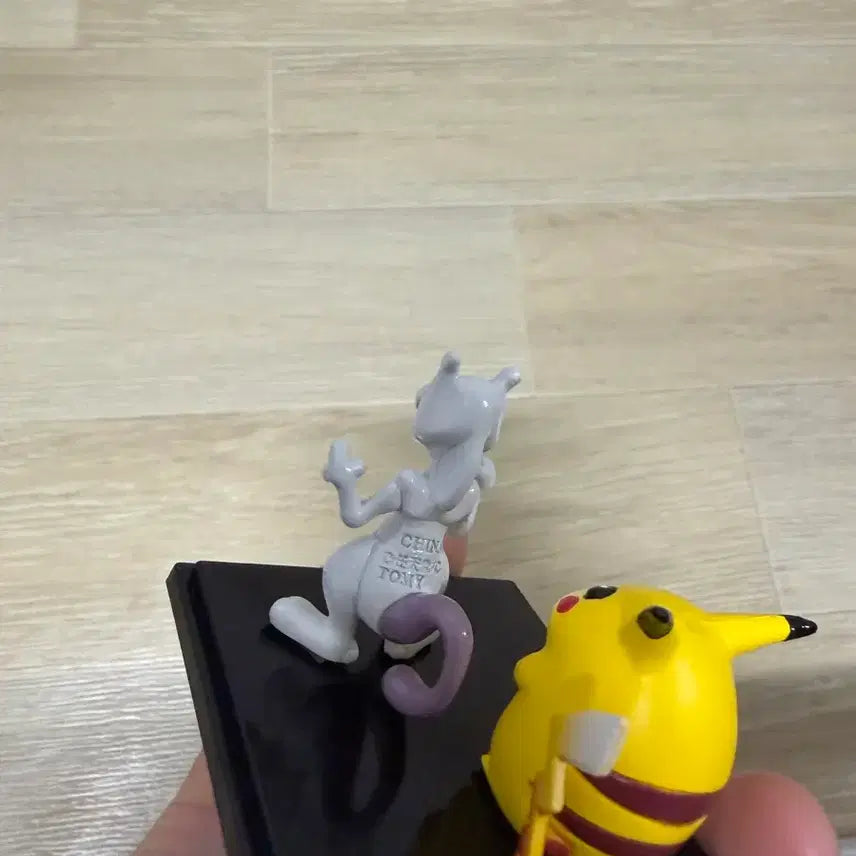 [BUNJANG] Moncolle Classic Old Edition Pikachu Mewtwo / 몬콜레 고전 구판 피카츄 뮤츠