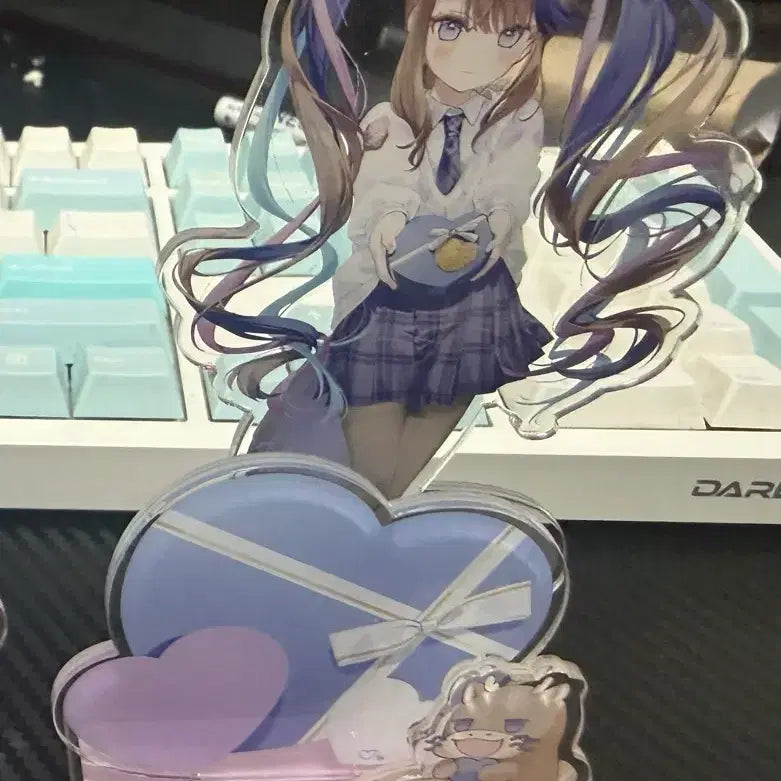 [BUNJANG] Airi Kanna Valentine Acrylic Stand &amp; Student ID Set / 아이리 칸나 아크릴 스탠드,학생증 세트로 팝니다