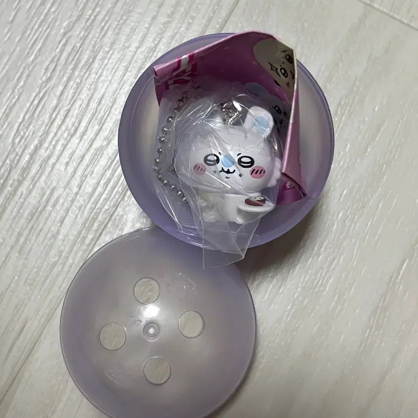[BUNJANG] Chiikawa Momonga Food Gacha Figure / 치이카와 먼작귀 모몽가 타베모노 음식 가챠 피규어 판매