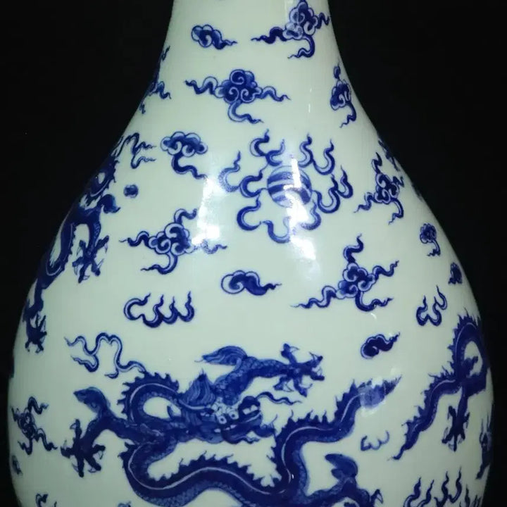 [BUNJANG] Chinese Celadon Vase with Dragon Motif / 중국 도자기 운용문 옥호춘병