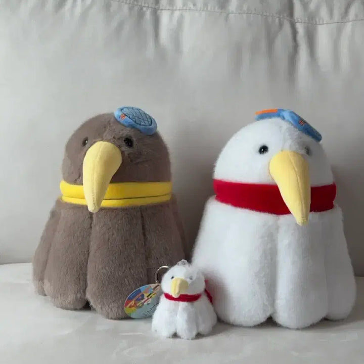 [BUNJANG] Fruit Kiwi Bird Kiki Kok 25cm Plush Toy with Keychain Bundle Set / 과즙키위새 키키콕 인형 25cm 키링 일괄